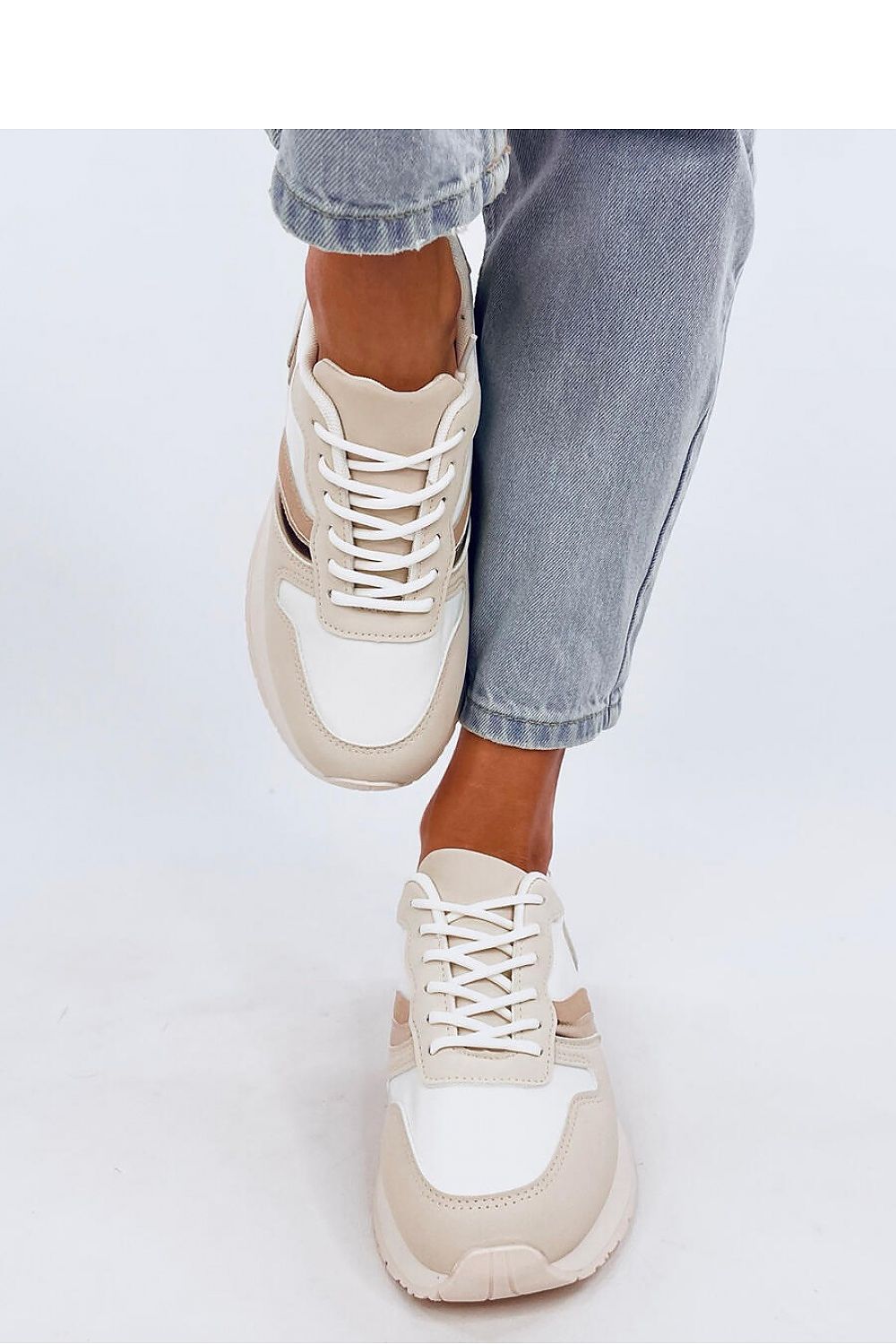 Sportschuhe Model 194599 Inello