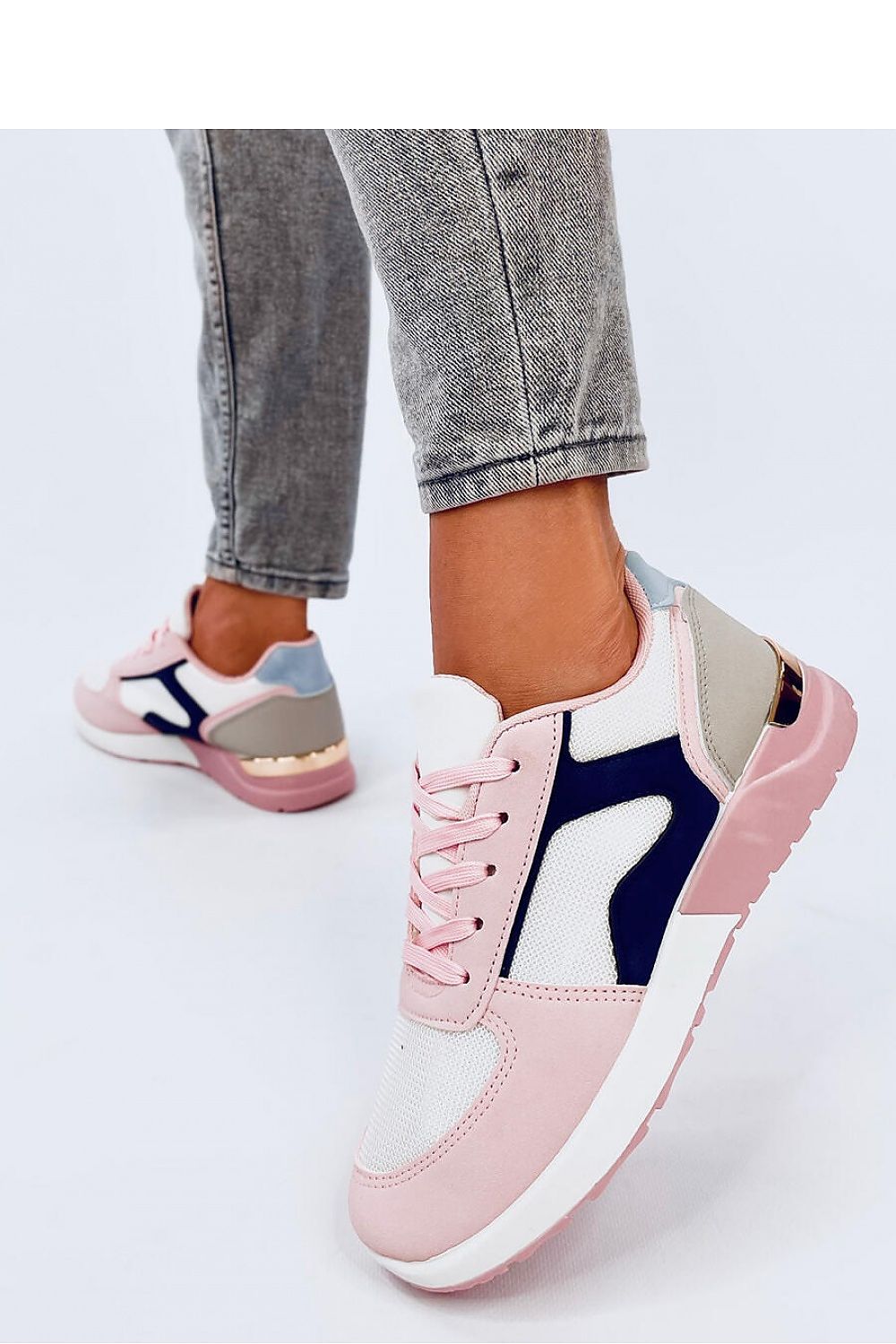 Sportschuhe Model 194626 Inello