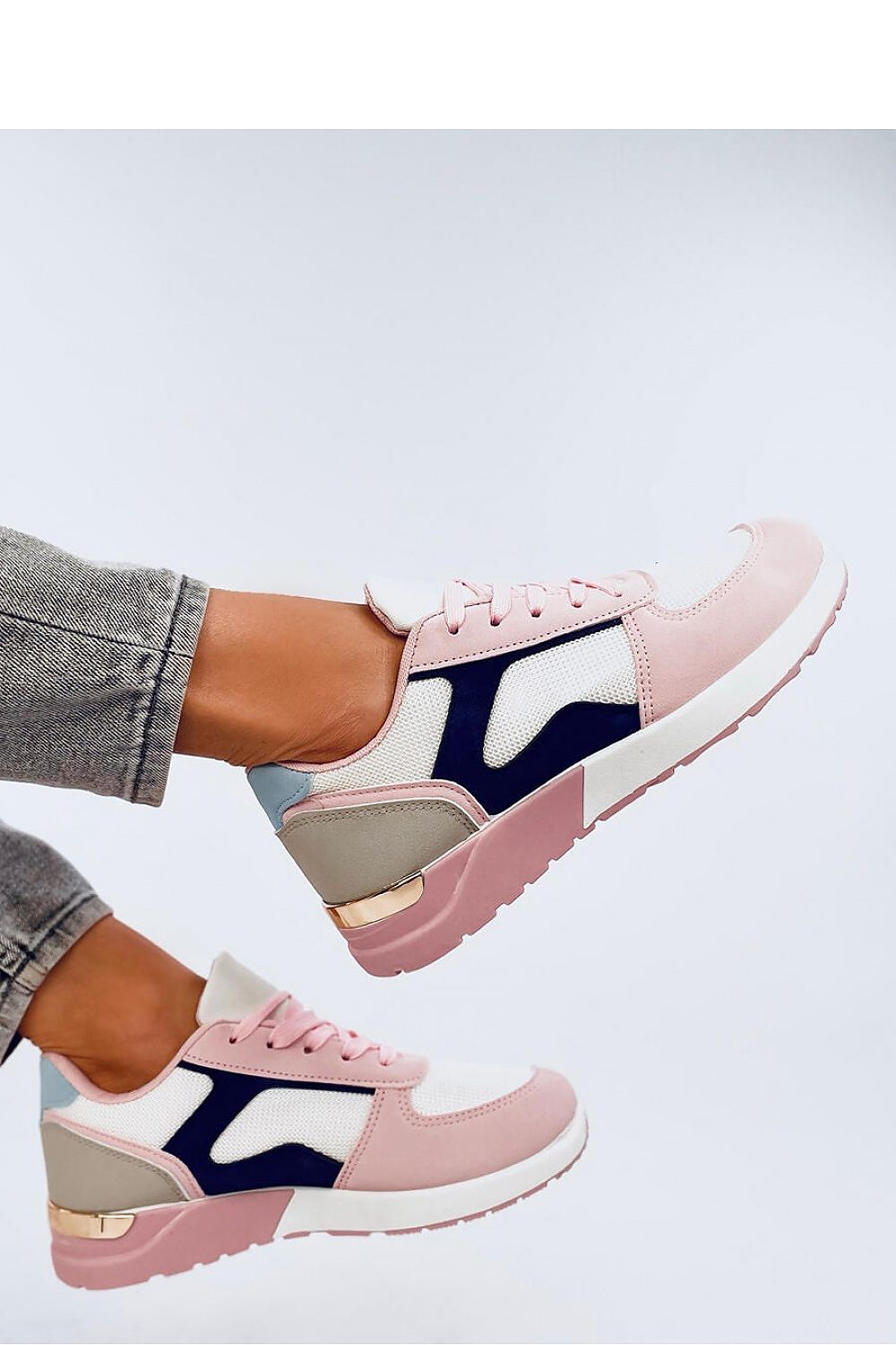 Sportschuhe Model 194626 Inello