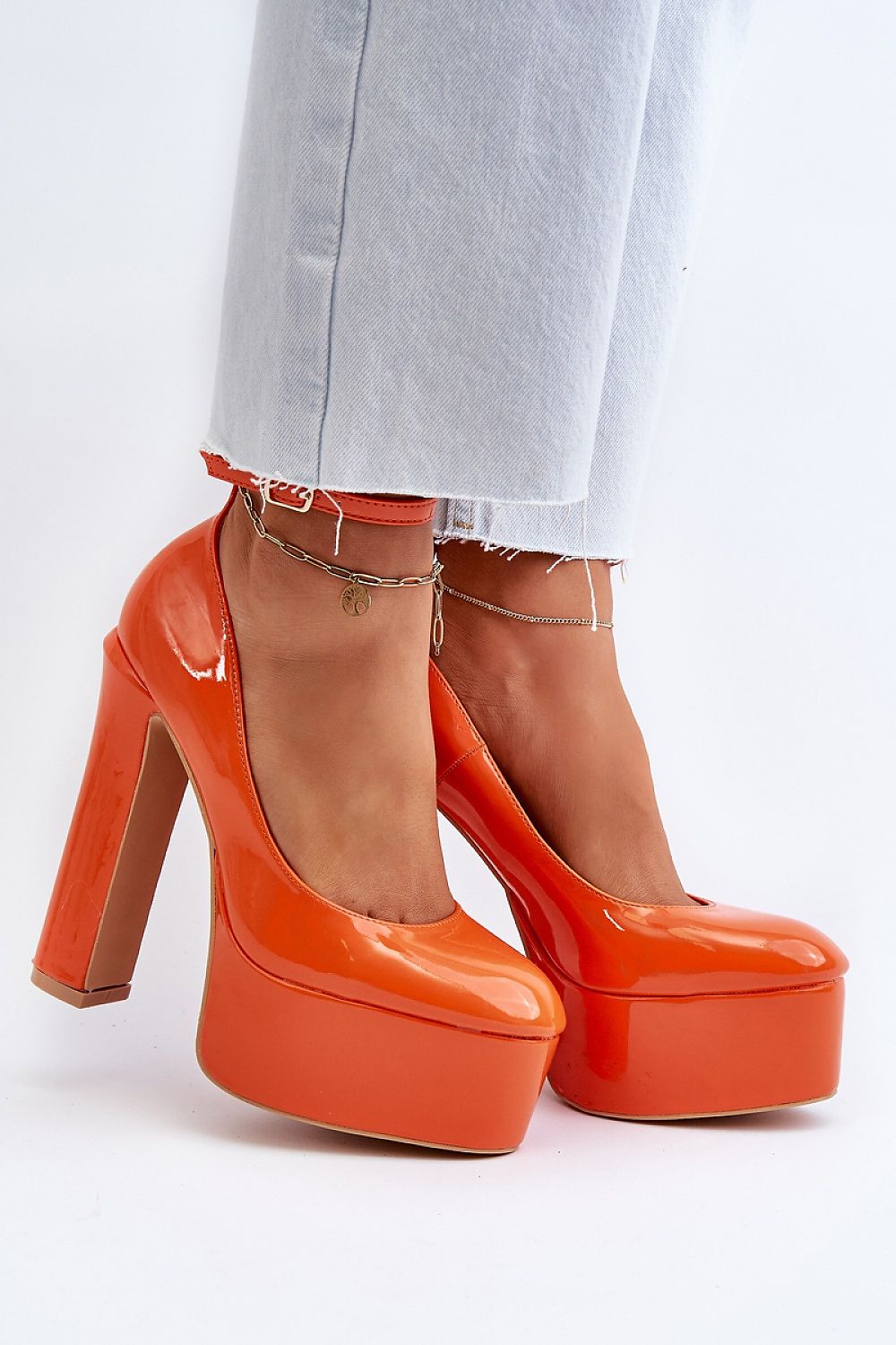 Plateaupumps Model 194668 Step in style