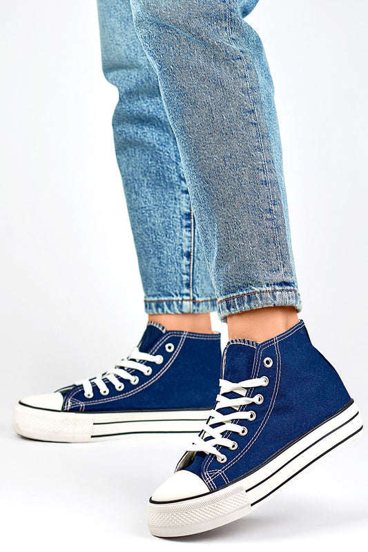 Sneakers Model 194904 PRIMO