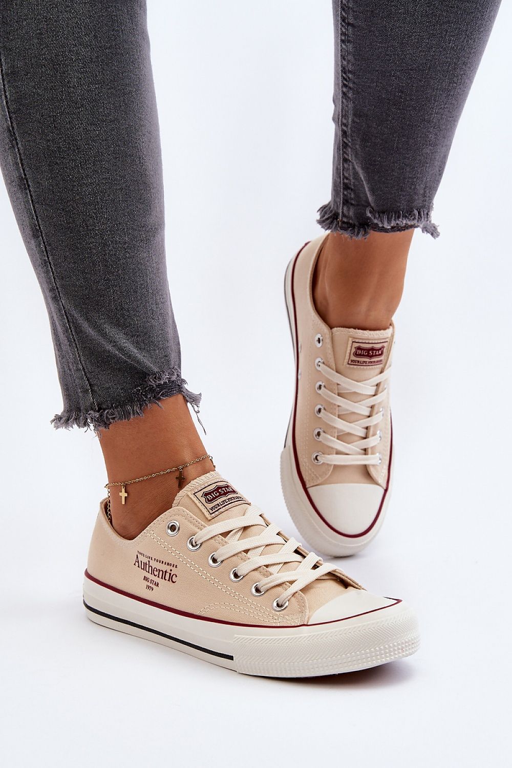 Sneakers Model 194987 Step in style