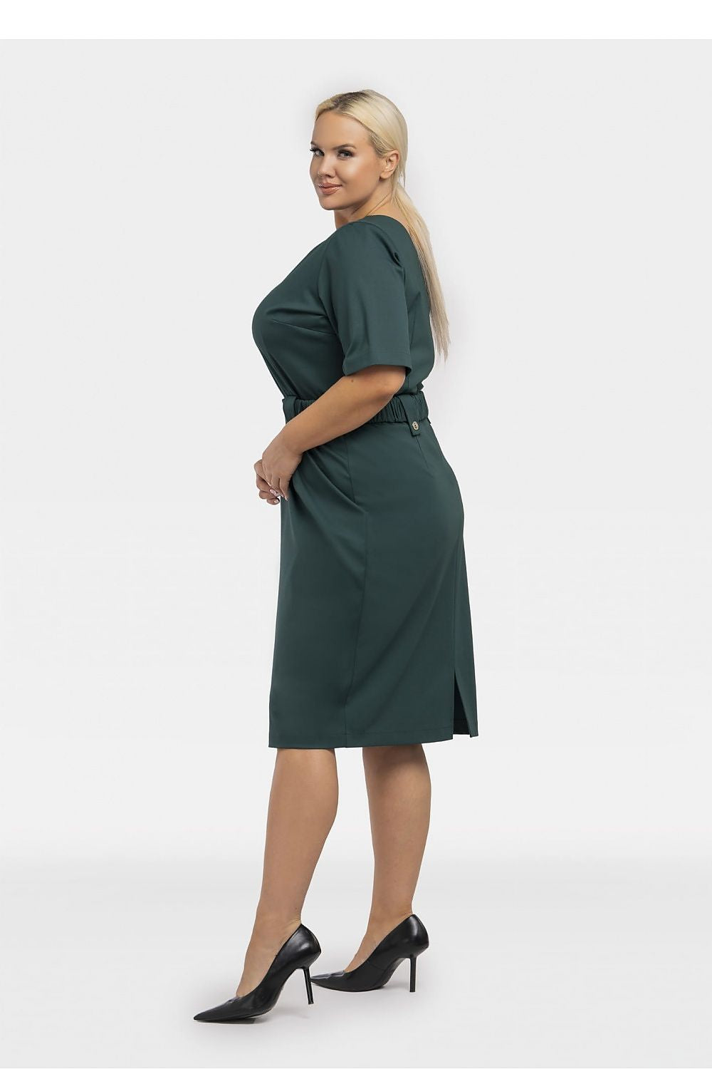 Plus-Size Kleider Model 195023 Karko