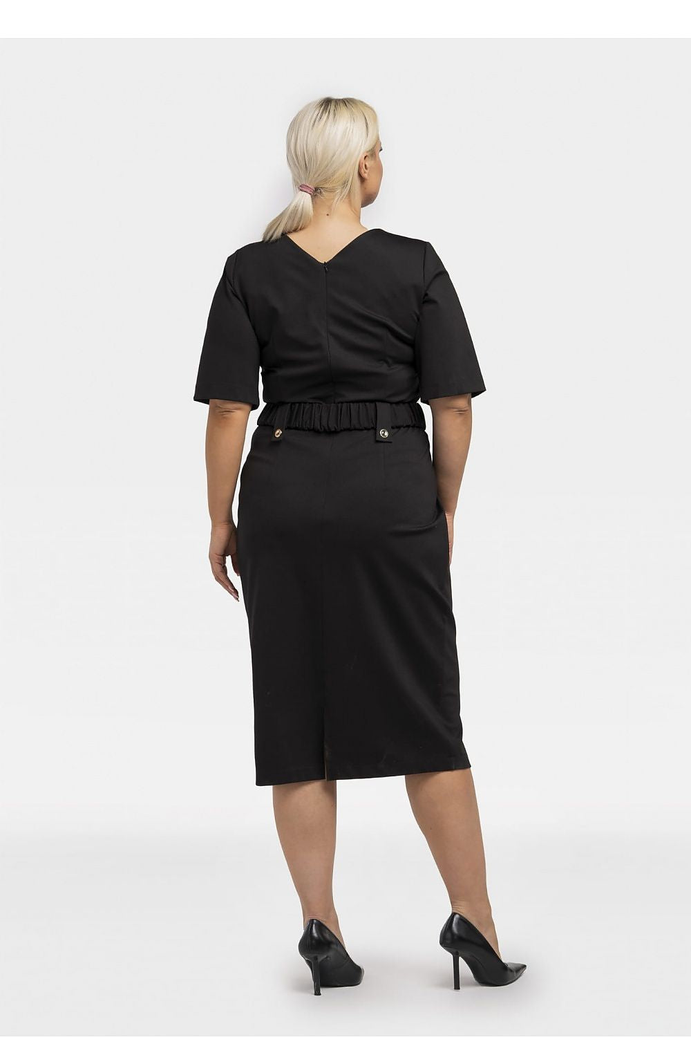 Plus-Size Kleider Model 195025 Karko