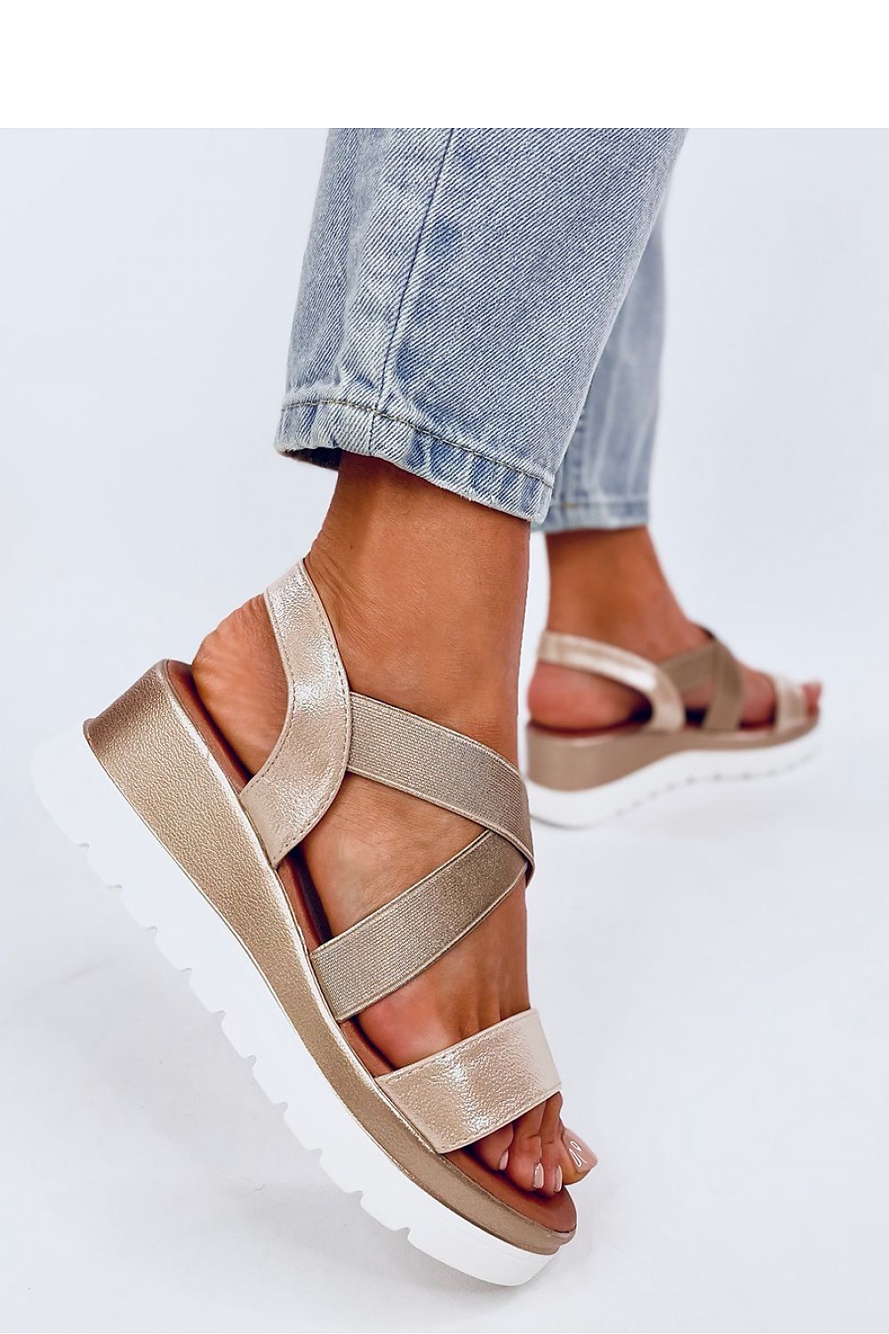 Sandalen mit Absatz Model 195138 Inello