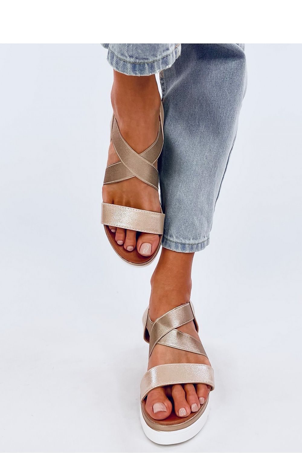 Sandalen mit Absatz Model 195138 Inello