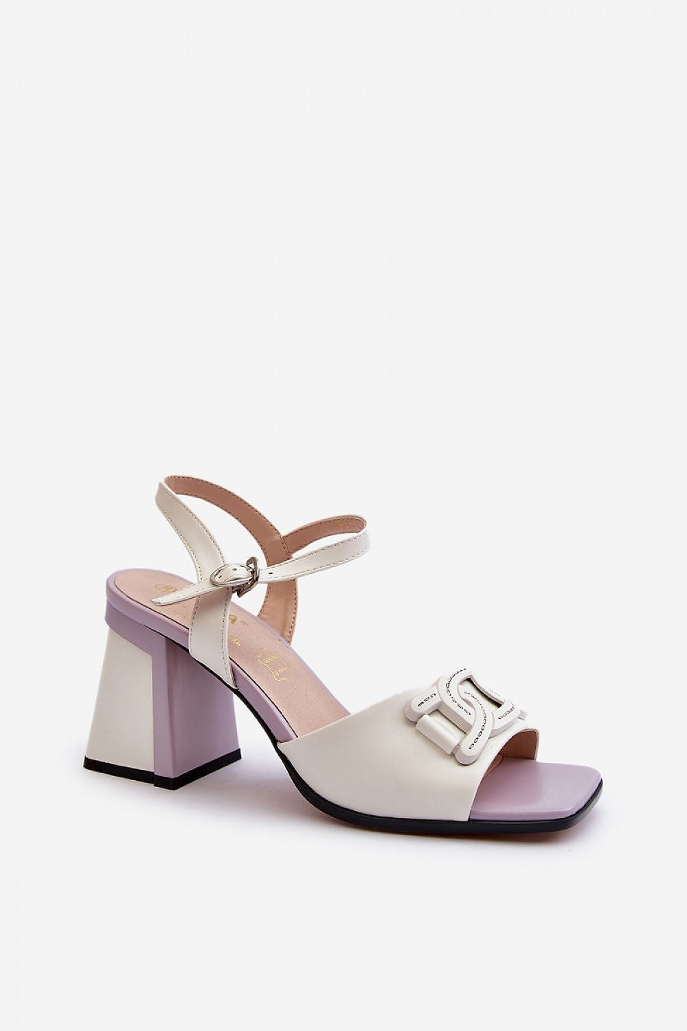 Sandalen mit Absatz Model 195418 Step in style