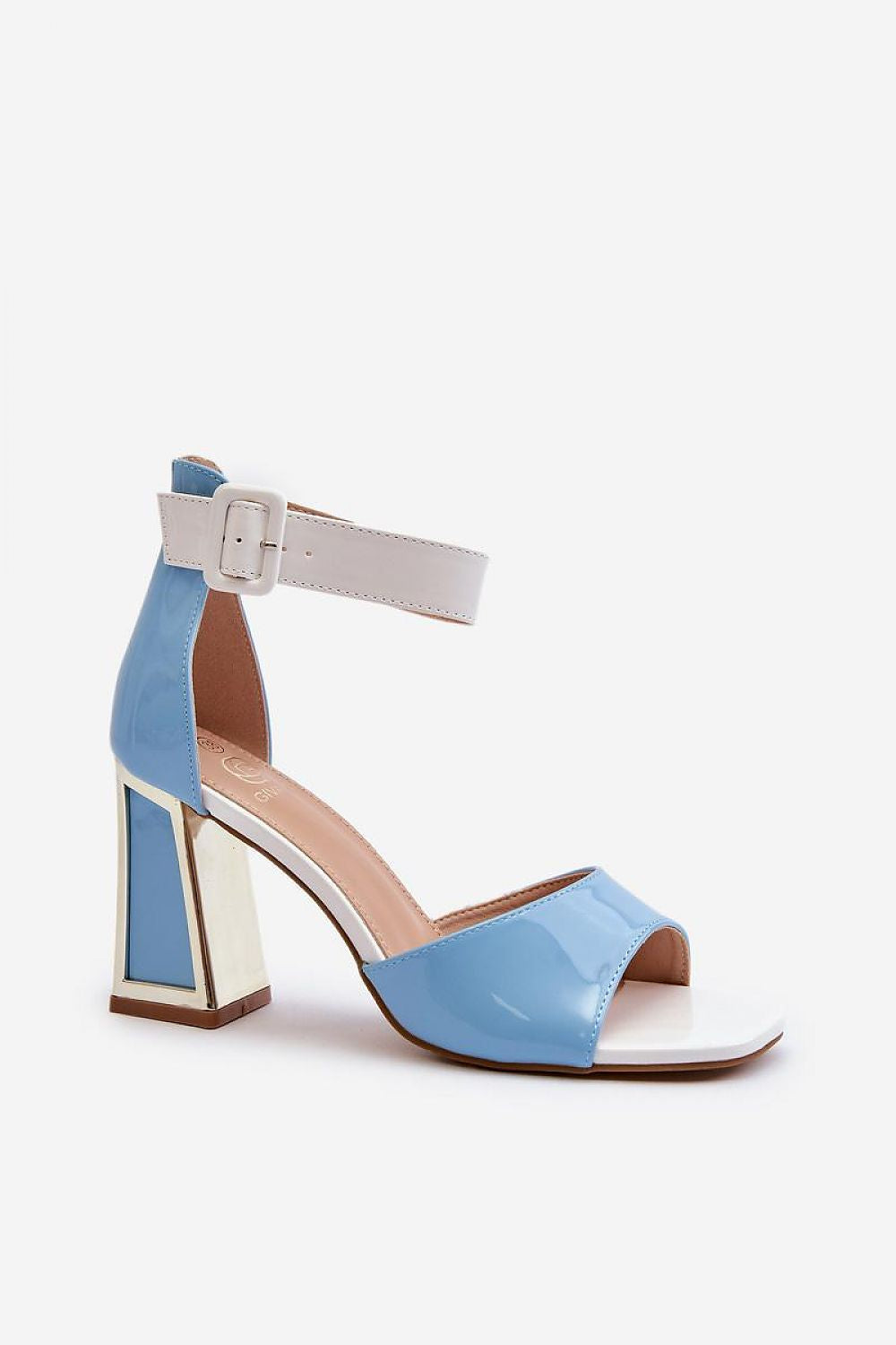 Sandalen mit Absatz Model 195535 Step in style