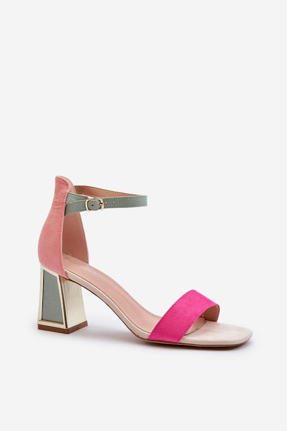 Sandalen mit Absatz Model 195541 Step in style