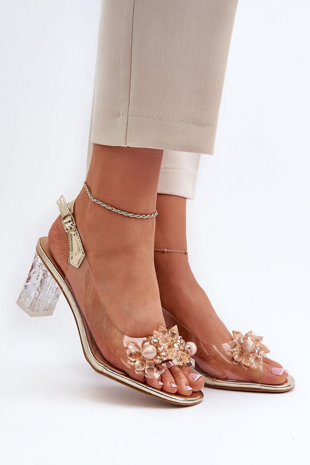 Sandalen mit Absatz Model 195567 Step in style
