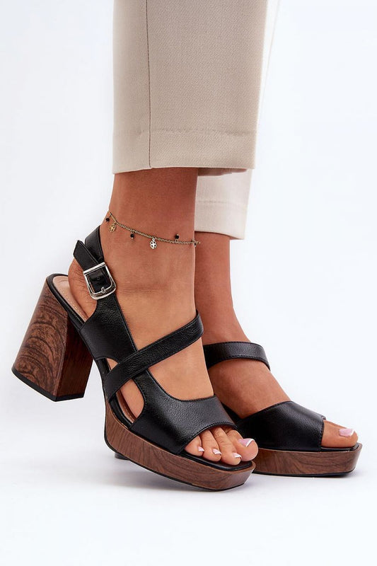 Sandalen mit Absatz Model 195748 Step in style