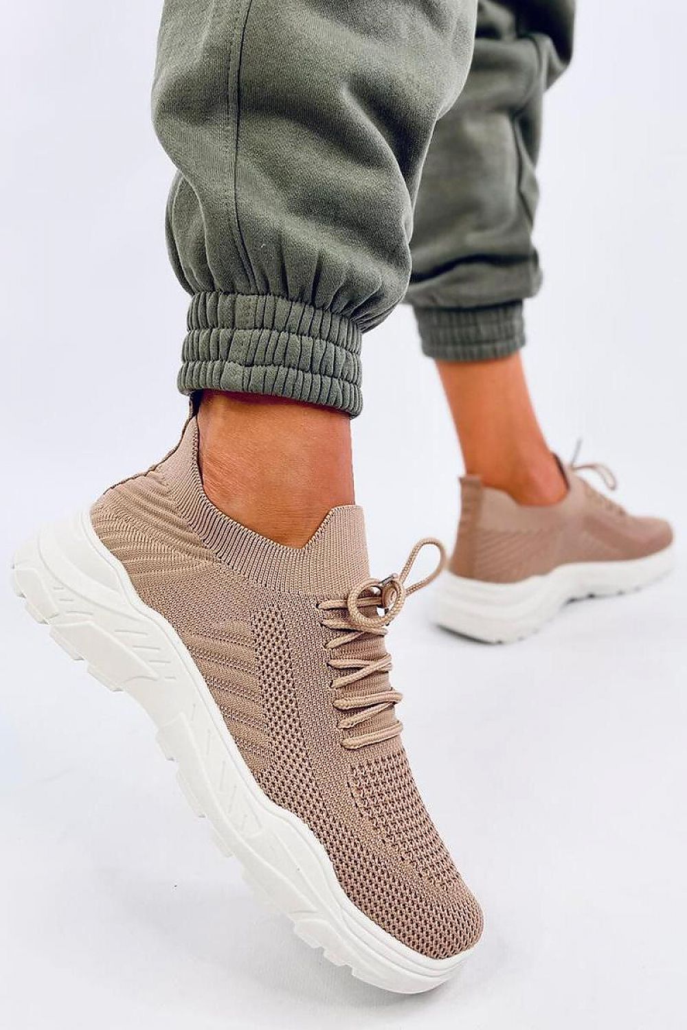 Sportschuhe Model 196037 Inello