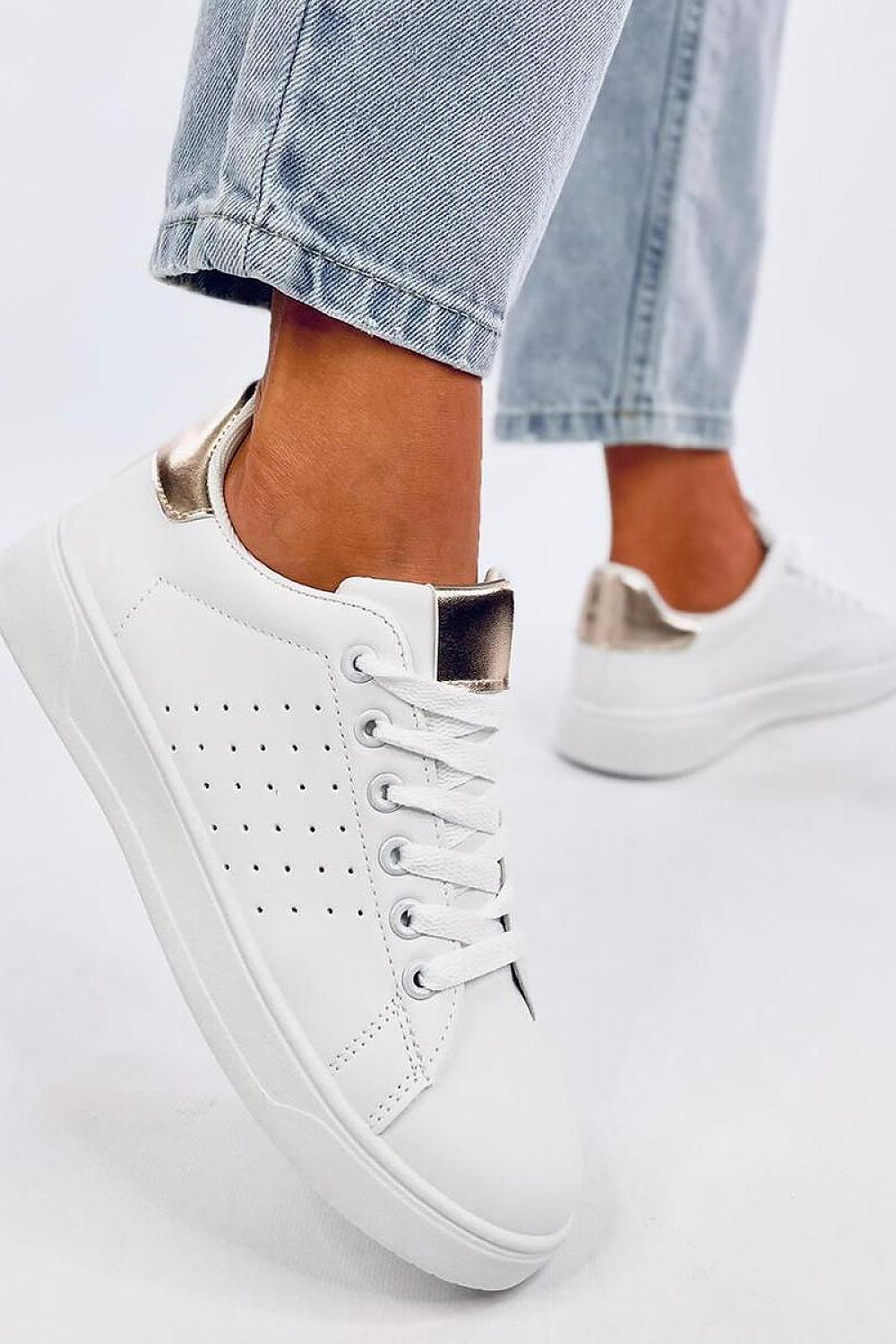 Sportschuhe Model 196050 Inello