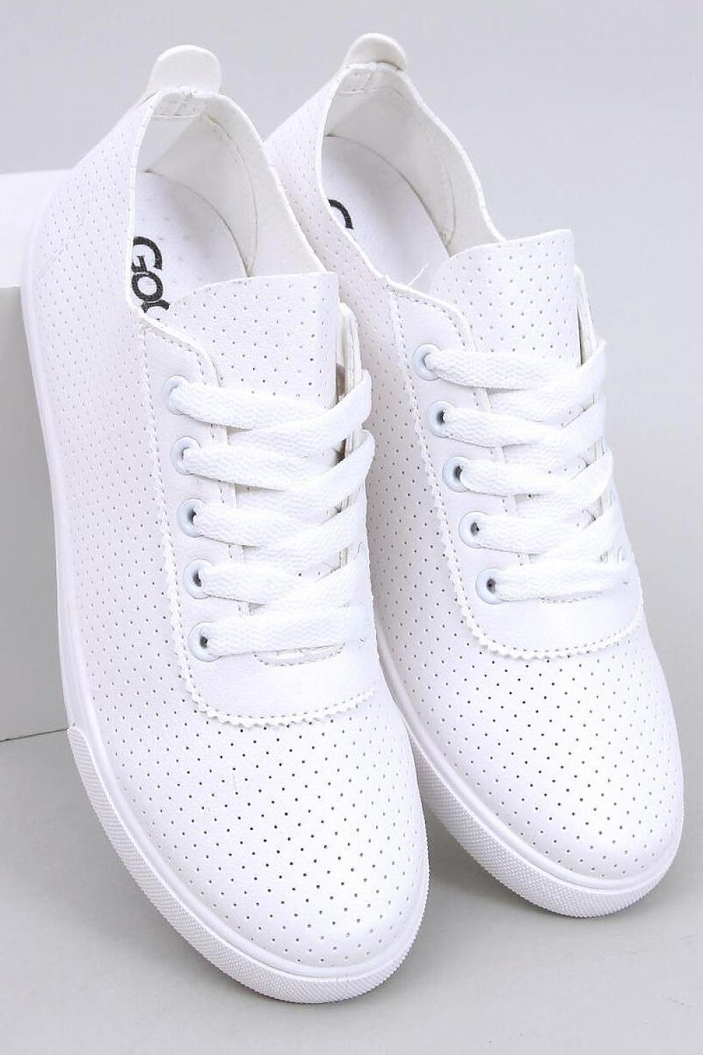 Sneakers Model 196065 Inello