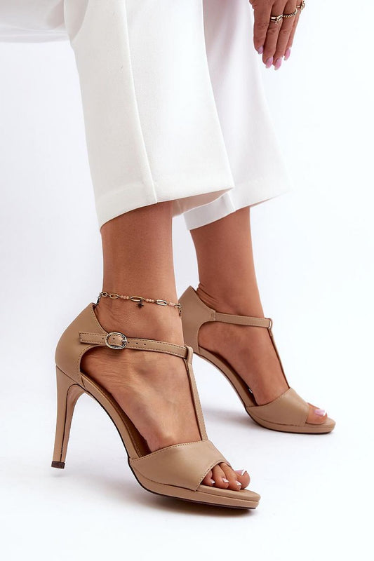Sandalen mit Absatz Model 196239 Step in style