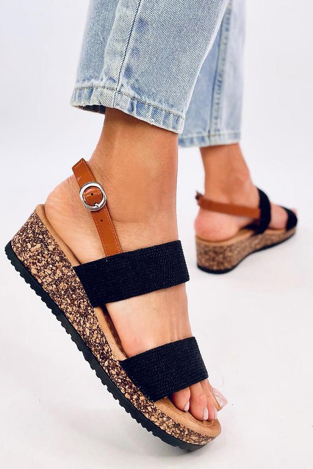 Sandalen mit Absatz Model 197256 Inello