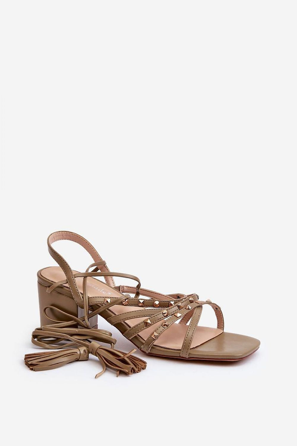 Sandalen mit Absatz Model 197585 Step in style