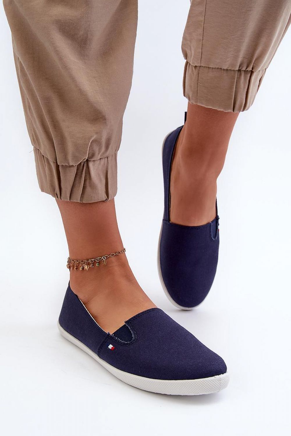 Sneakers Model 197887 Step in style