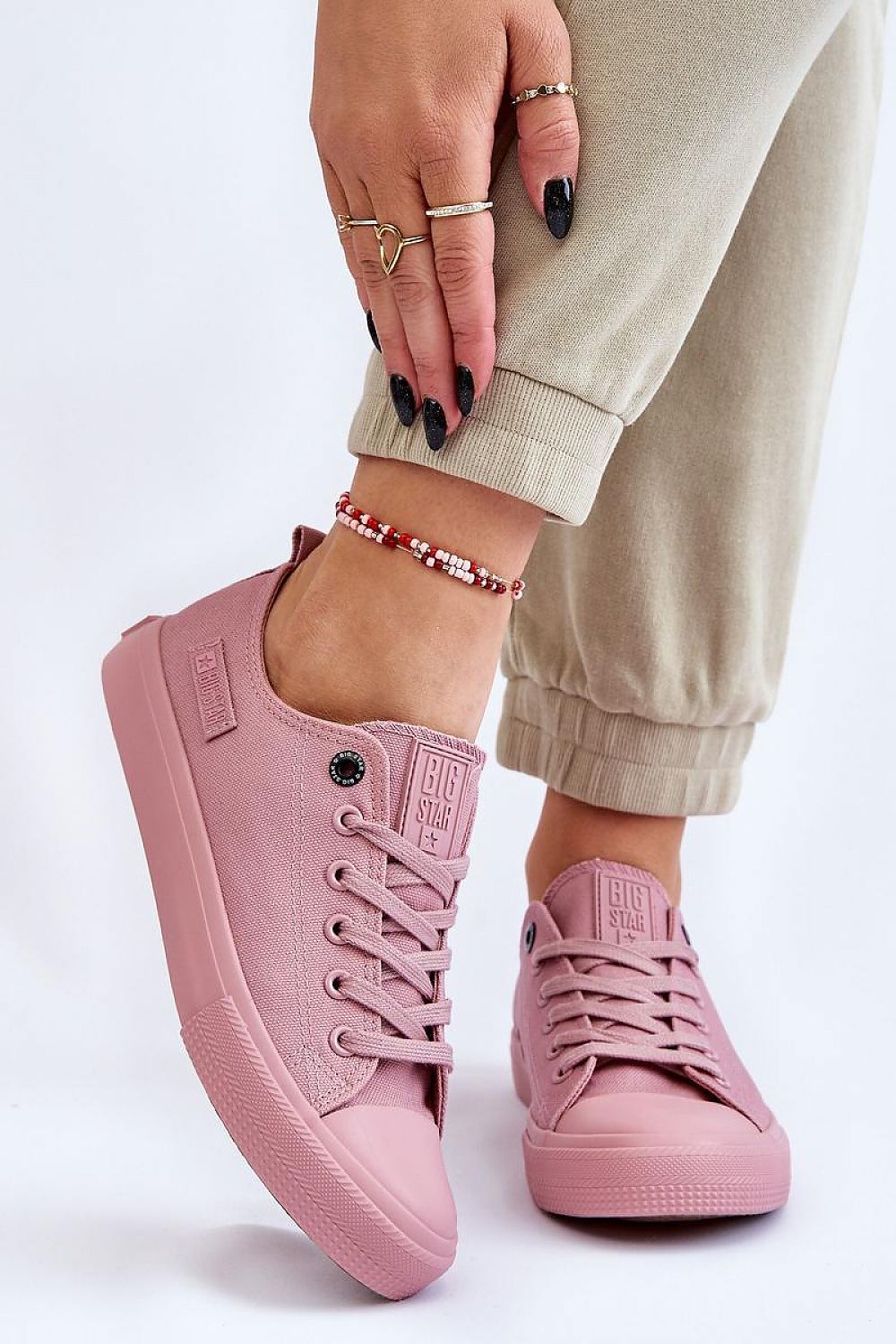 Sneakers Model 197892 Step in style