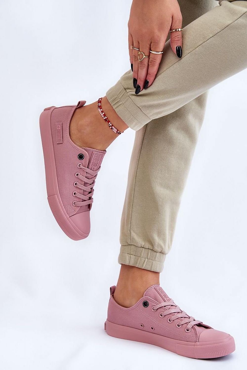 Sneakers Model 197892 Step in style