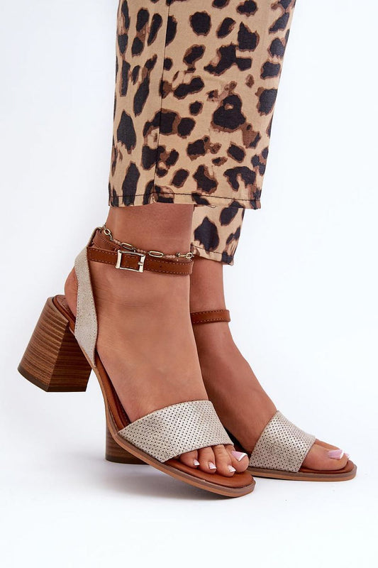 Sandalen mit Absatz Model 197901 Step in style