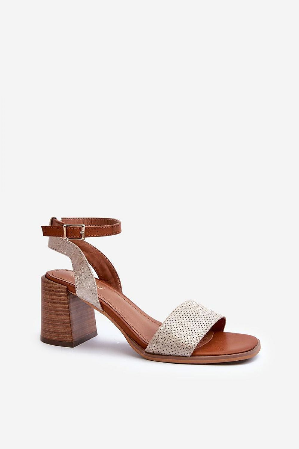 Sandalen mit Absatz Model 197901 Step in style