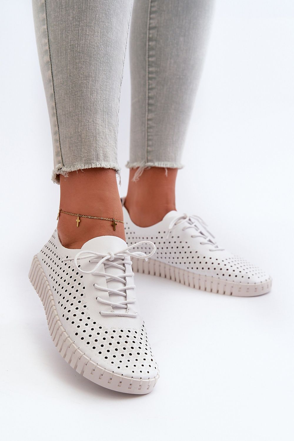 Sneakers Model 198716 Step in style