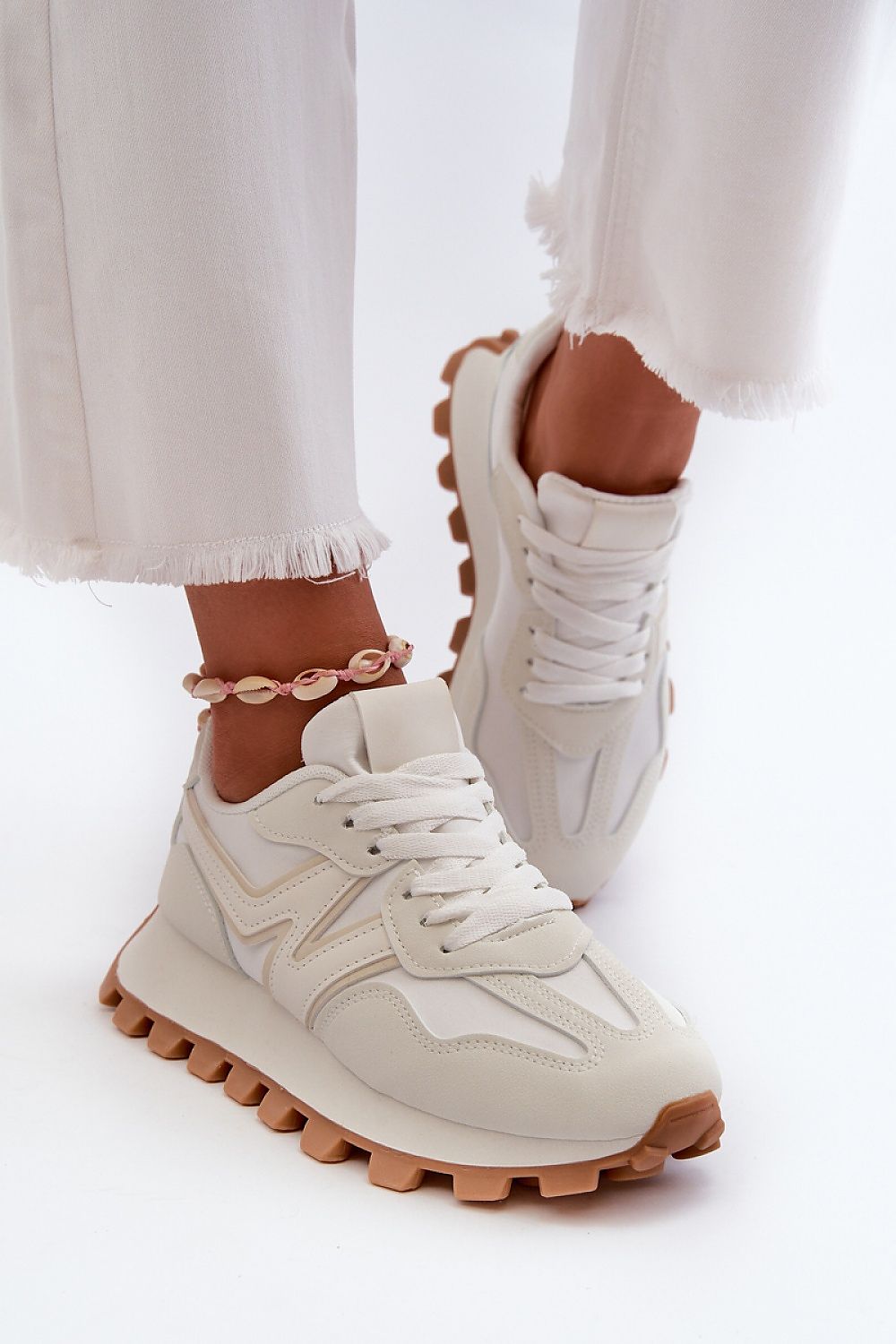 Sportschuhe Model 198718 Step in style