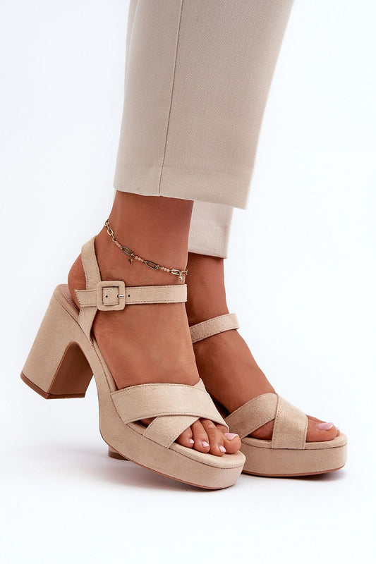 Sandalen mit Absatz Model 198781 Step in style