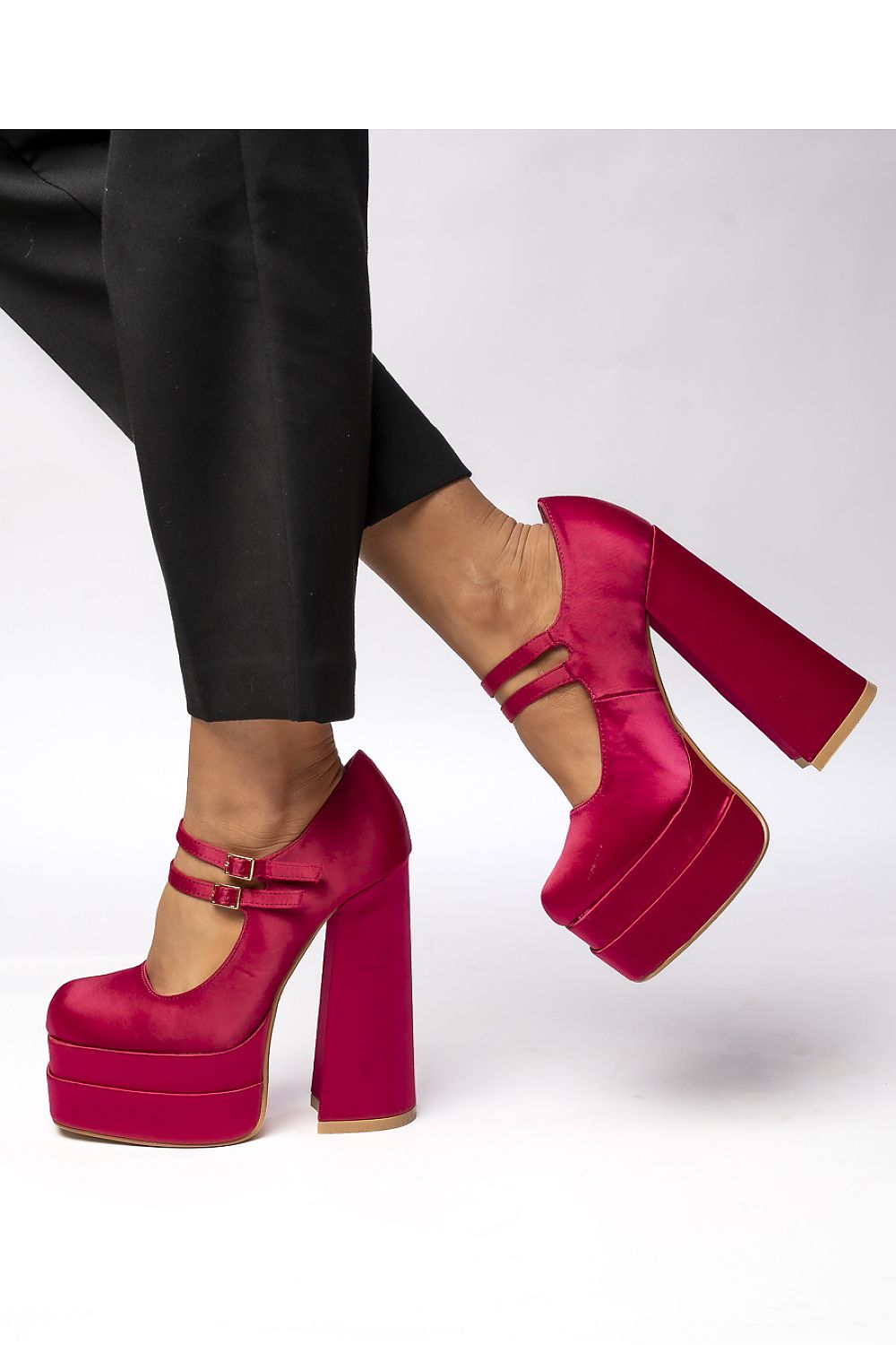  Plateaupumps model 210180 Inello 