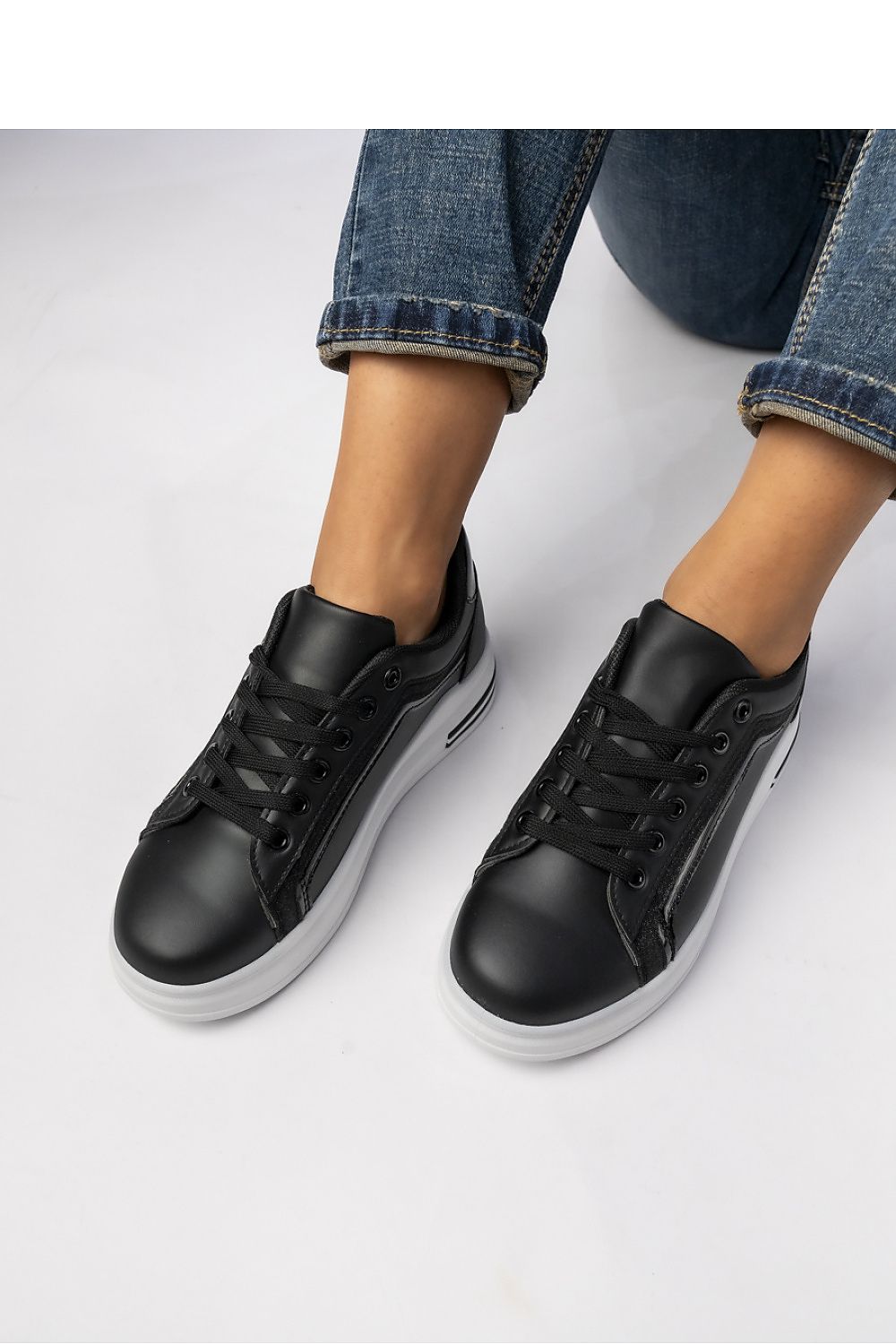  Sportschuhe model 210586 Inello 