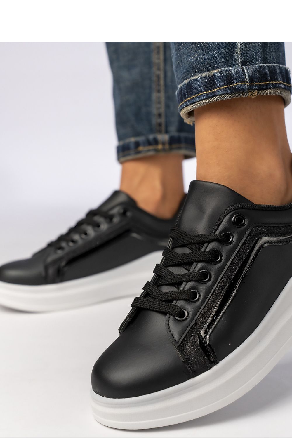  Sportschuhe model 210586 Inello 