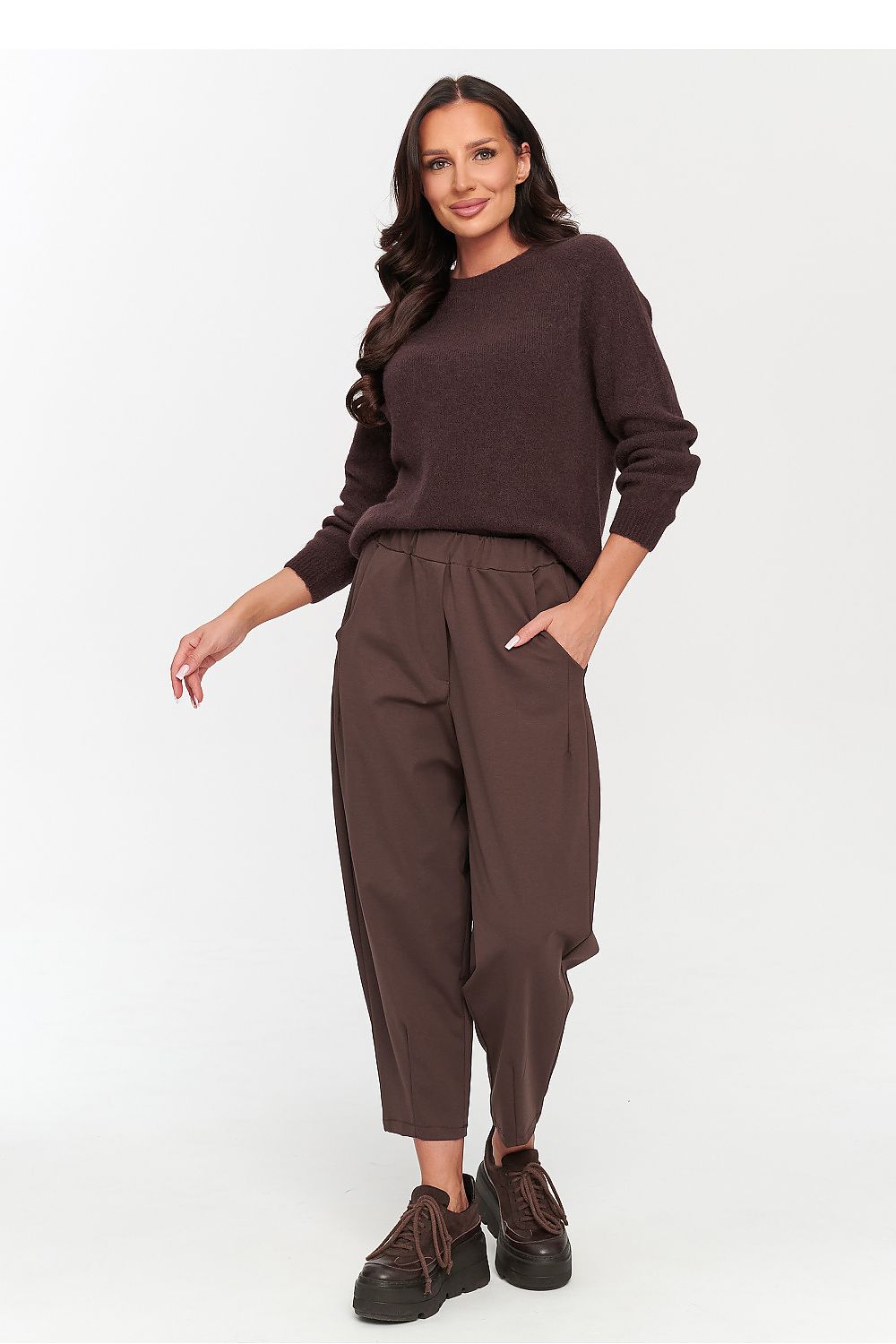  Damen Hose model 230860 Makadamia 