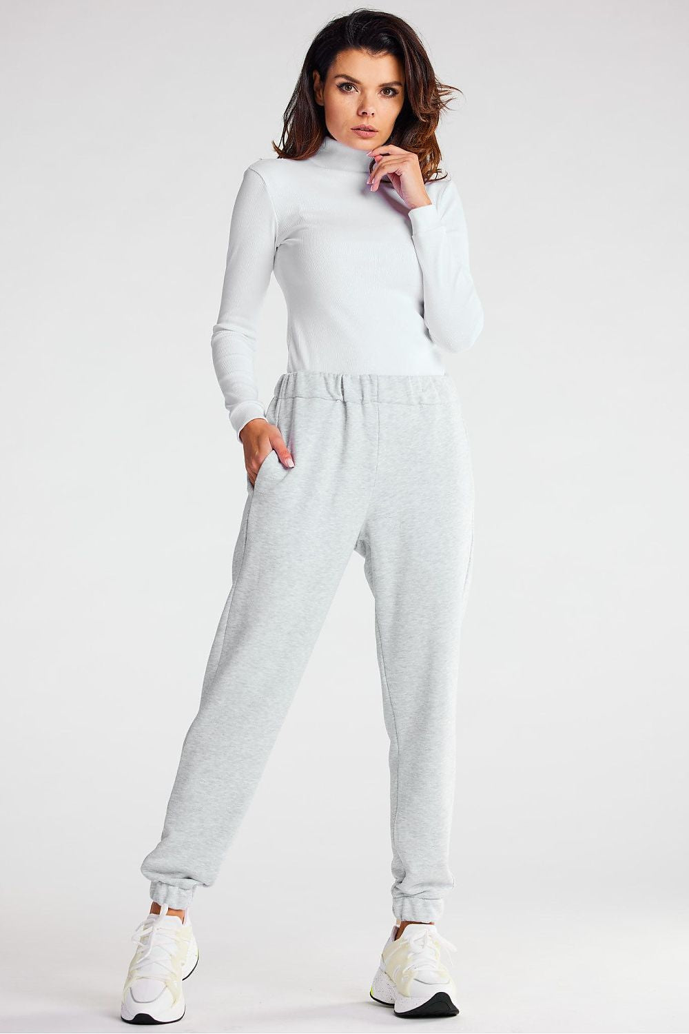  Sportanzug Hosen model 231457 Infinite You 