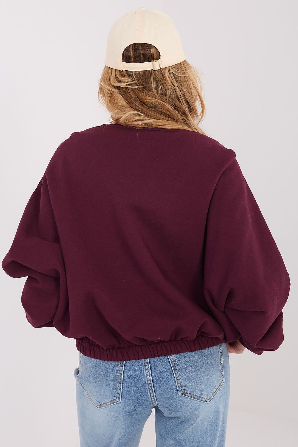  Sweater model 231751 Factory Price 