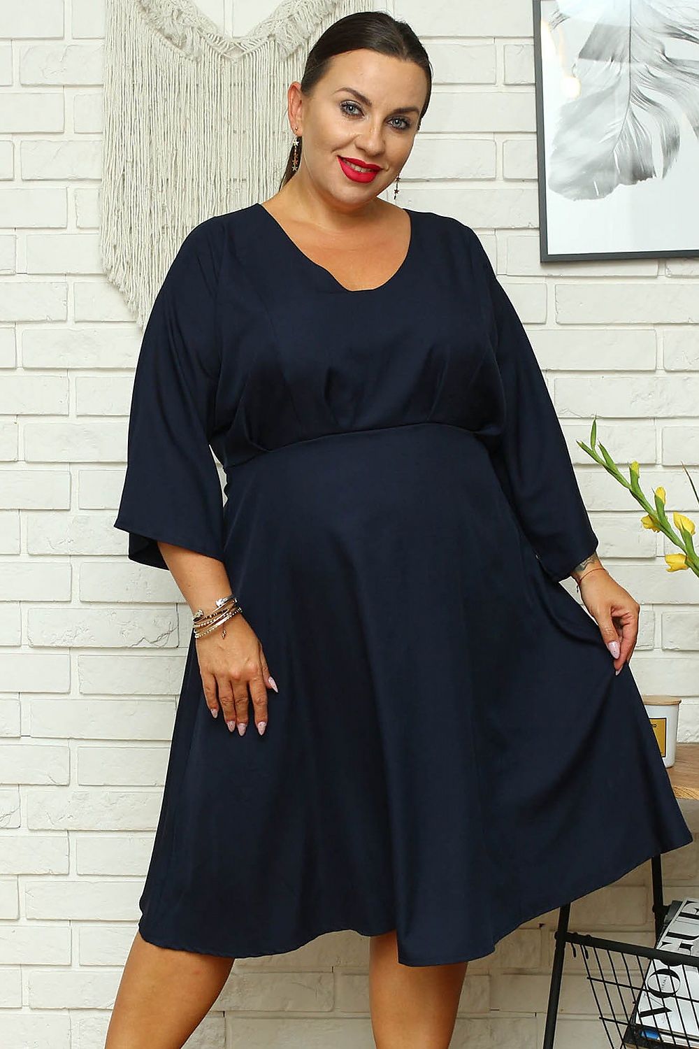 Plus-Size Kleider Model 168960 Karko