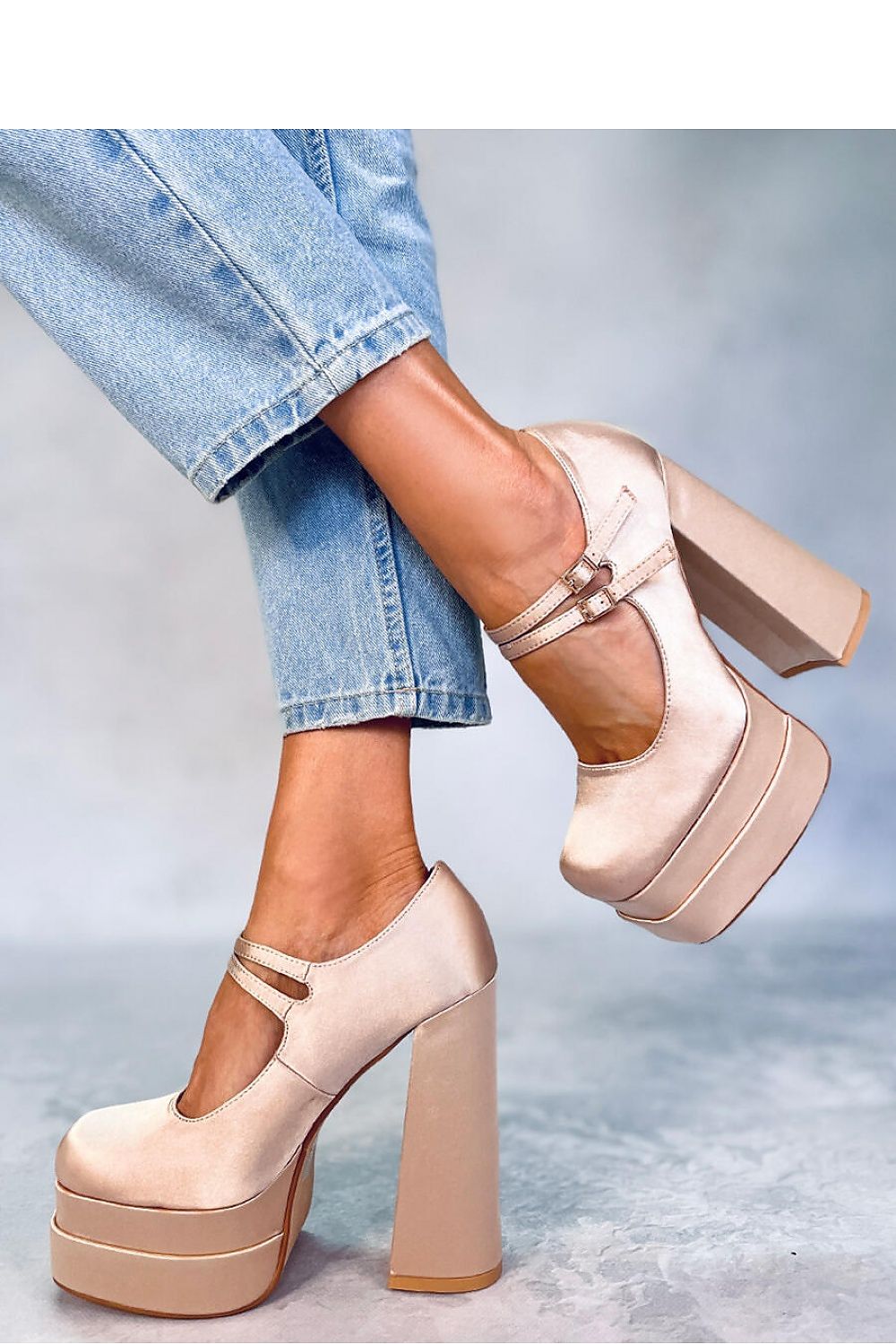 Plateaupumps Model 176977 Inello