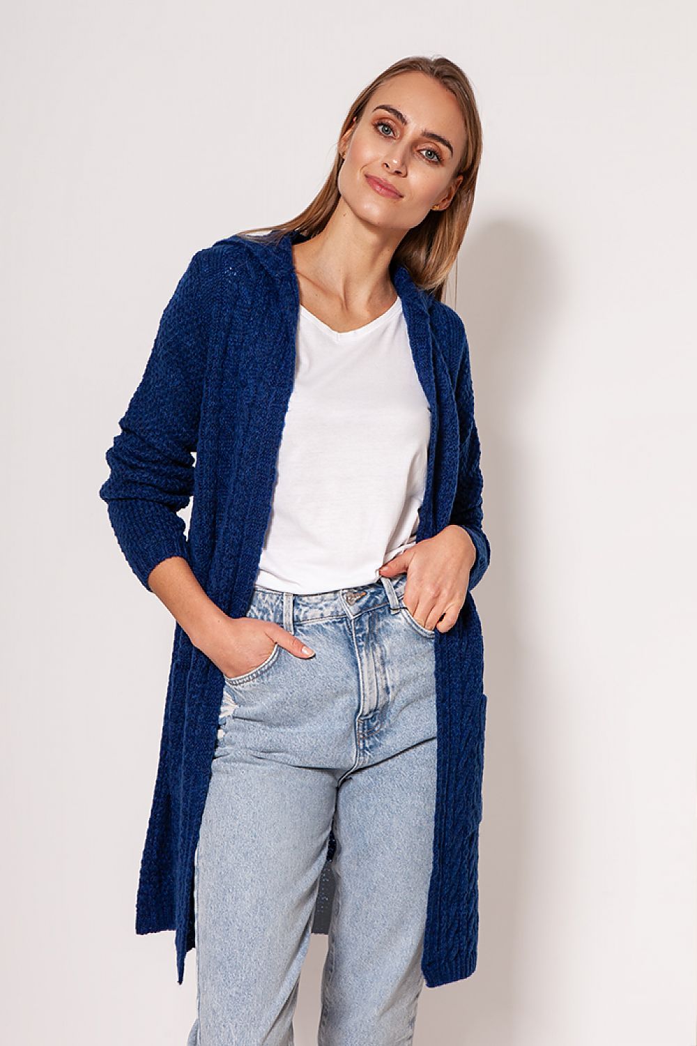 Cardigan Model 177140 MKM