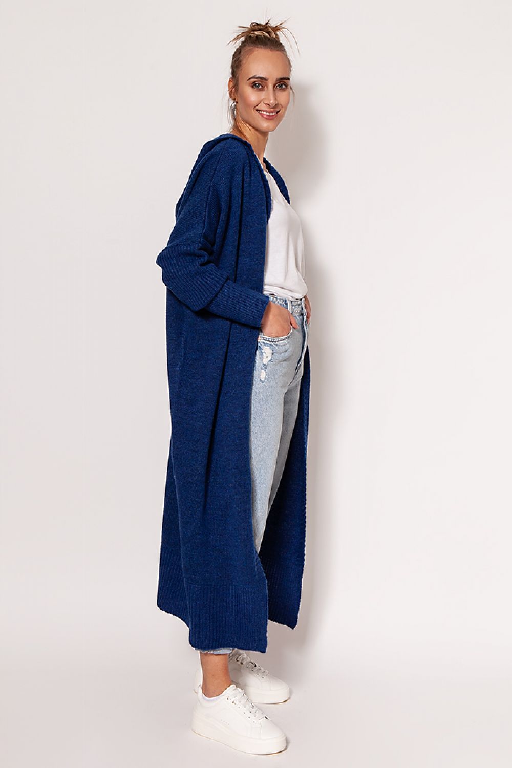 Cardigan Model 177144 MKM