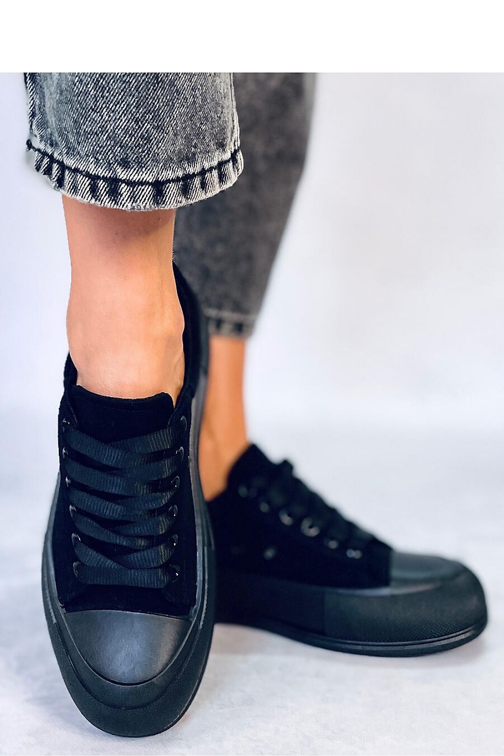 Sneakers Model 177311 Inello