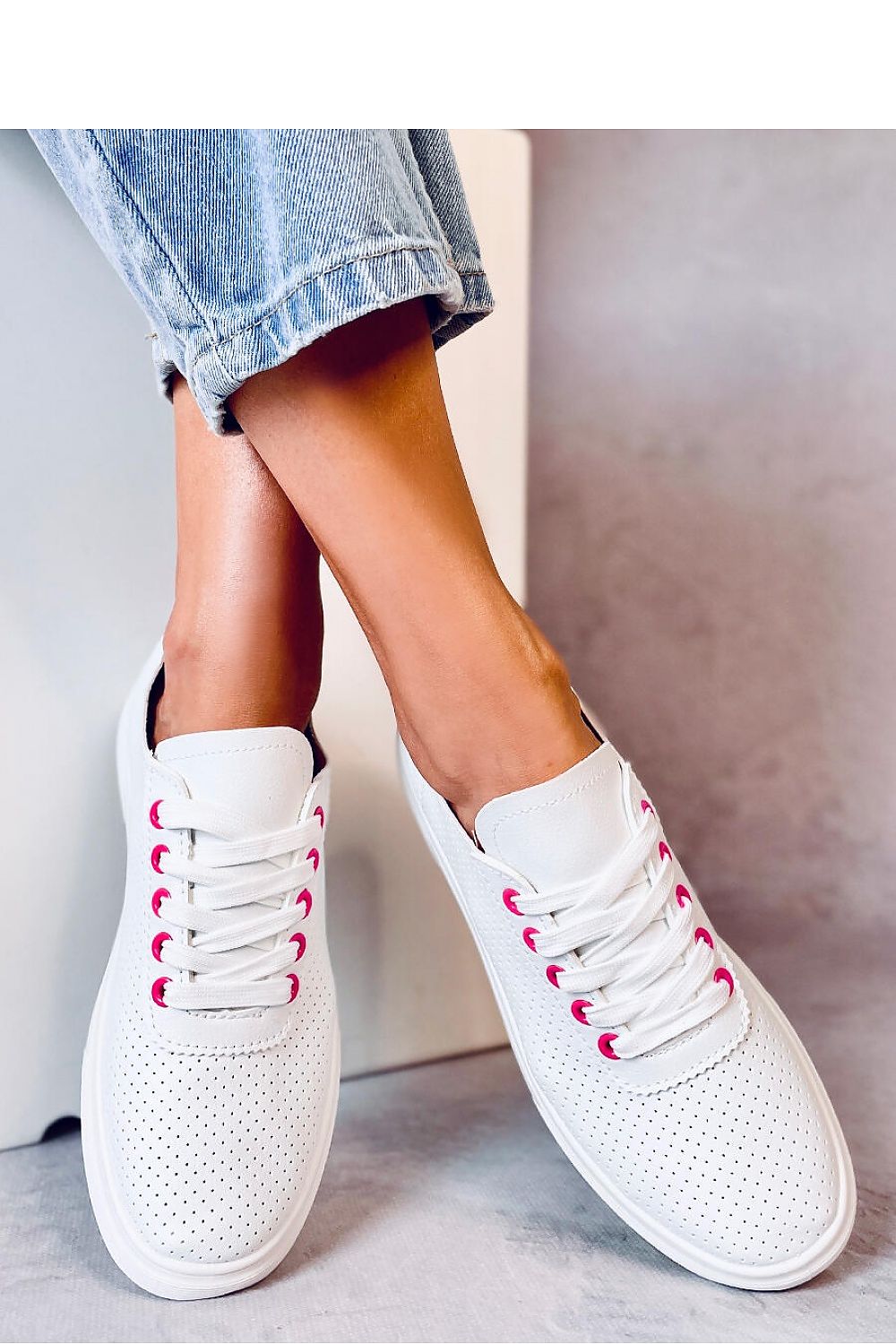 Sneakers Model 179940 Inello