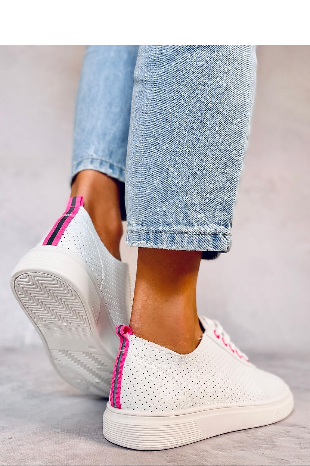 Sneakers Model 179940 Inello