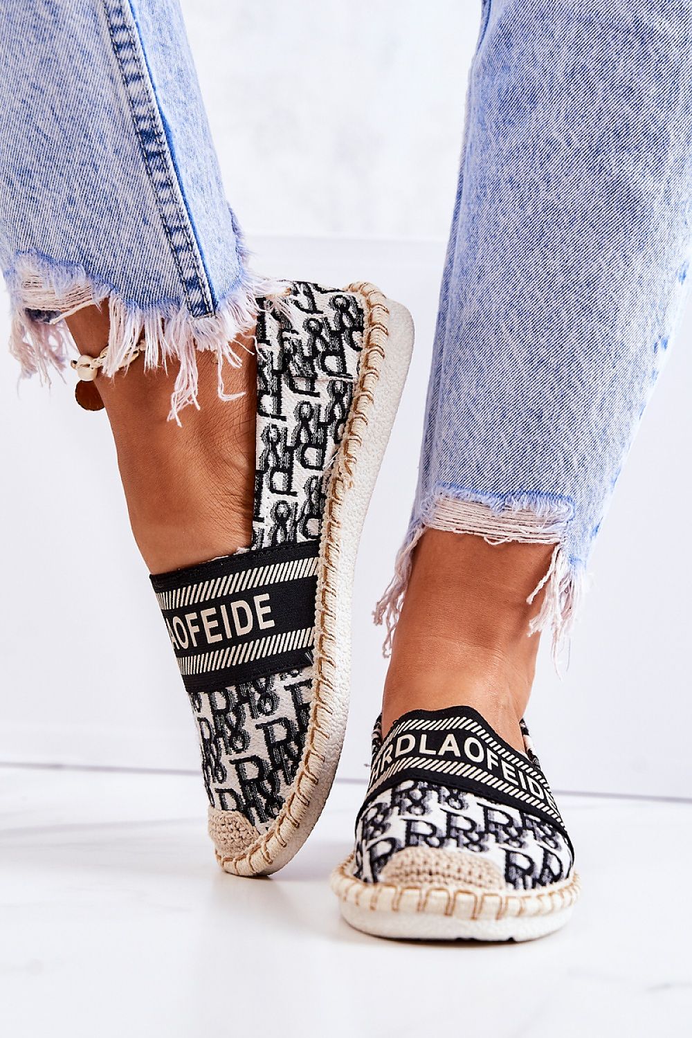 Espadrilles Model 180529 Step in style