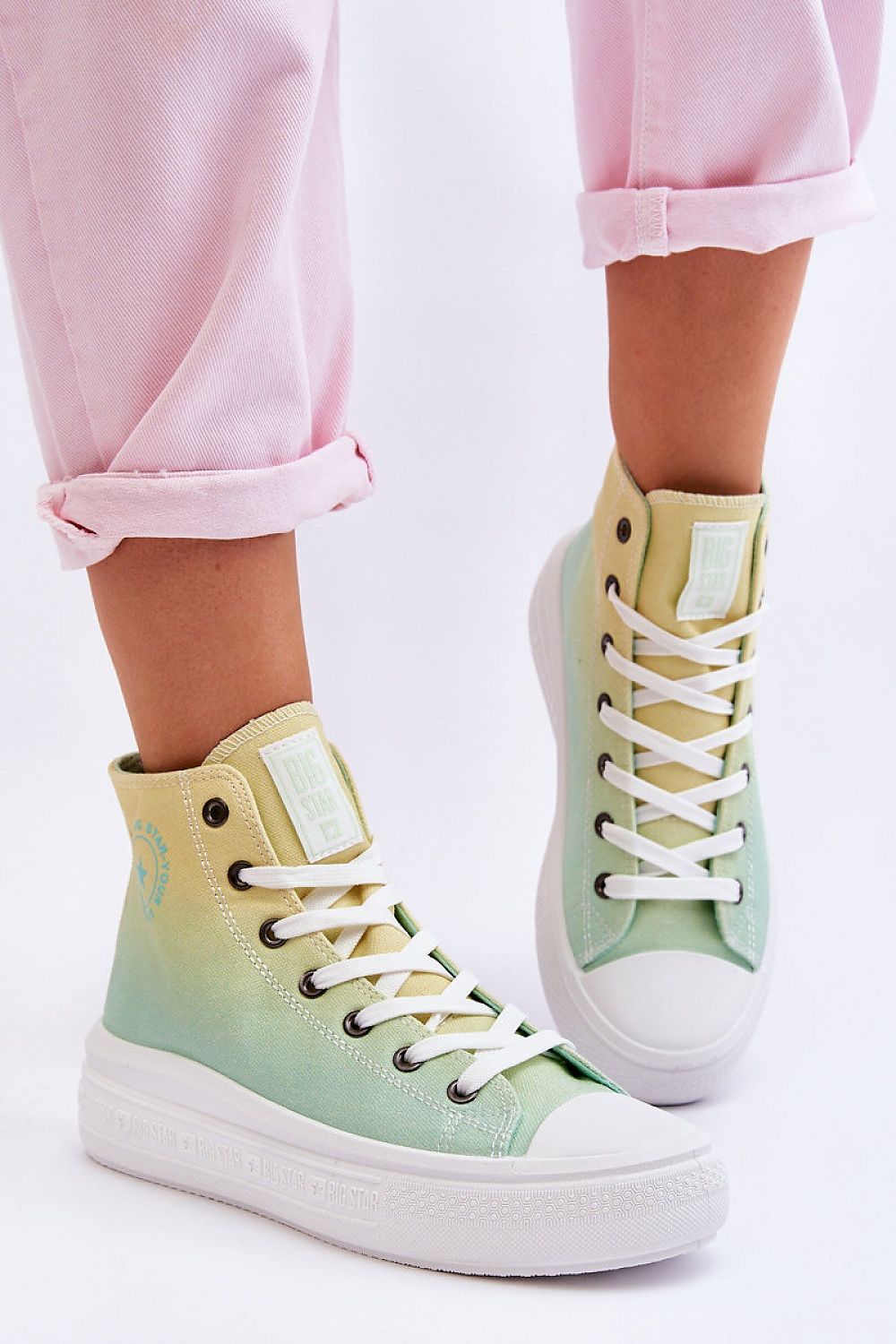Sneakers Model 180652 Step in style