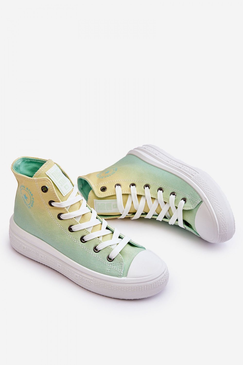 Sneakers Model 180652 Step in style