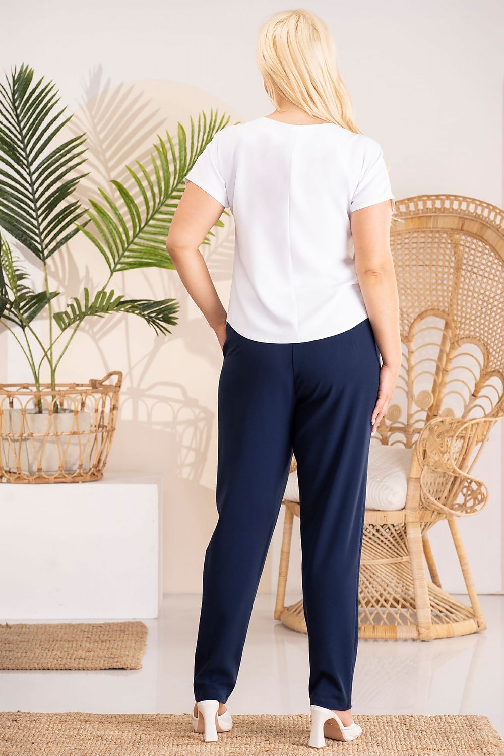 Plus-Size Bluse Model 183322 Karko
