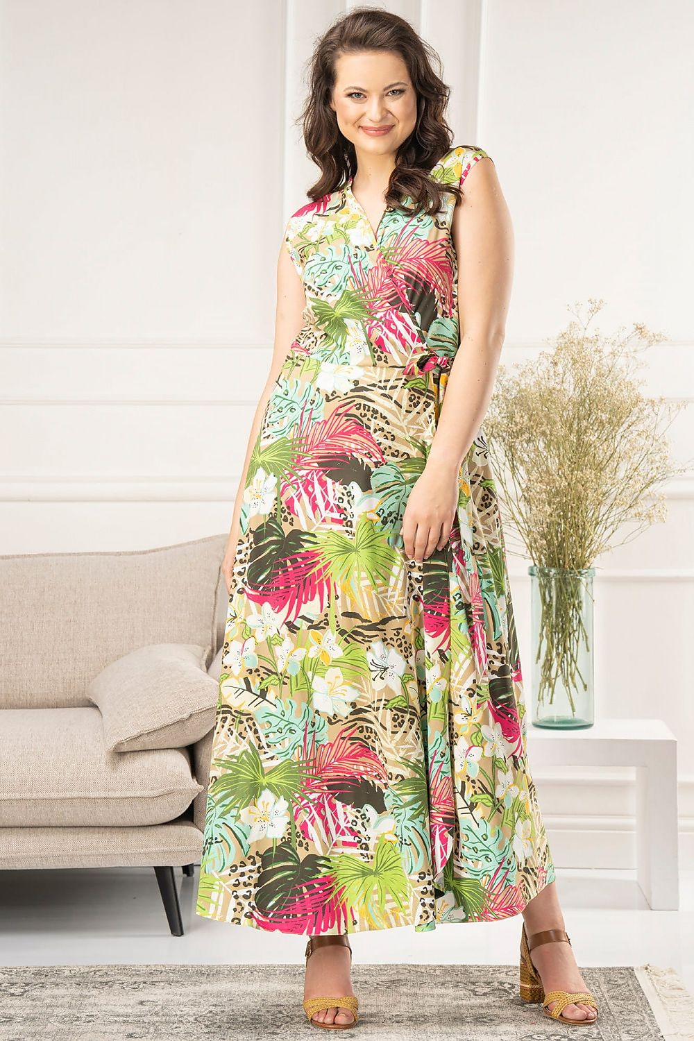 Plus-Size Kleider Model 183404 Karko
