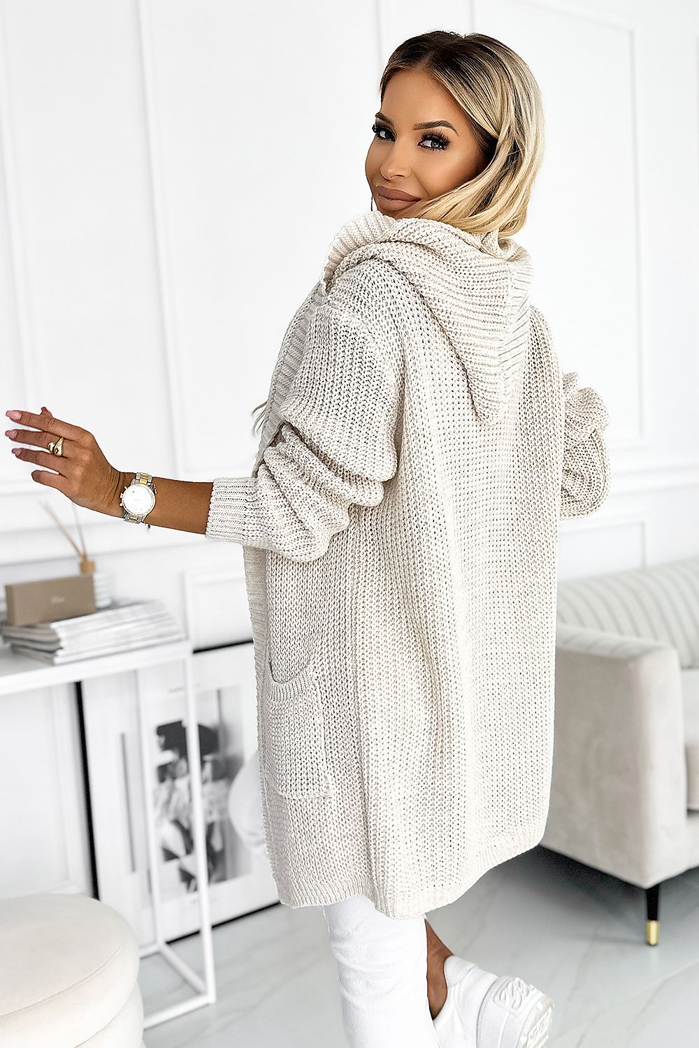 Cardigan Model 183914 Numoco