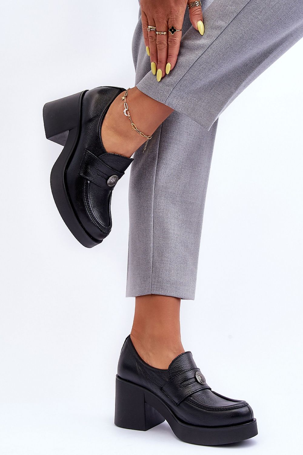 Schuhe mit Absatz Model 183947 Step in style