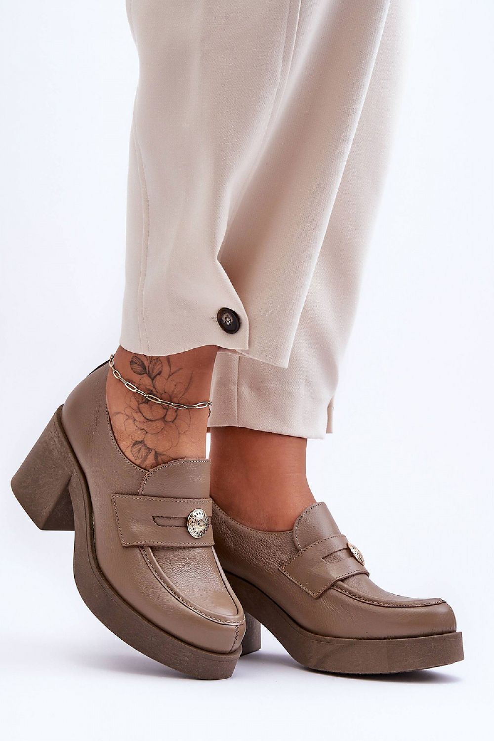 Schuhe mit Absatz Model 183950 Step in style